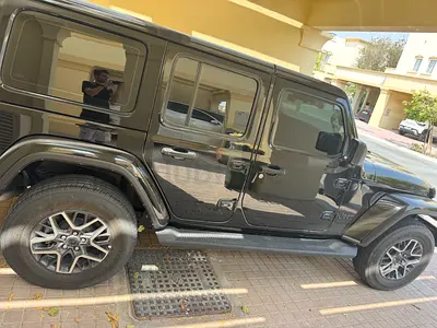 Factory Take-Off Set for Jeep Wrangler Sahara 2025