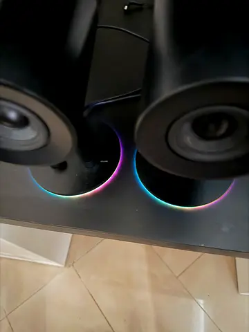 Razer nommo chroma speakers