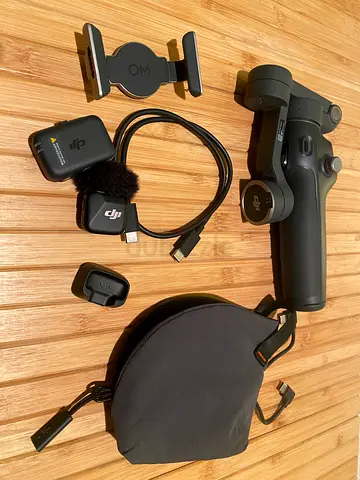 DJI osmo mobile 7p Vlog combo