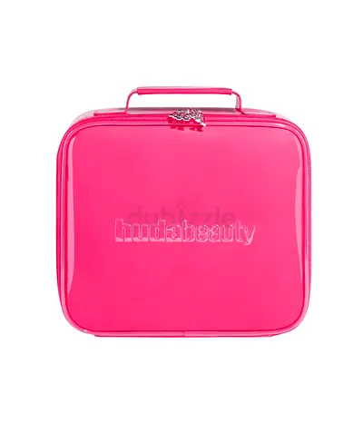 Brand new, unused Huda Beauty makeup/beauty case in the iconic pink colour 💗