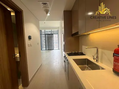 BRAND NEW // READY TO MOVE // SPACIOUS LAYOUT