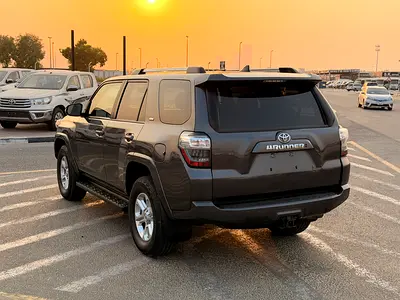 2020 Toyota 4RUNNER — фото 4