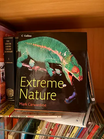 Extreme nature book. Collins