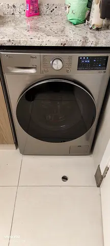 Free delivery LG ThinQ Front Load 10 kg Washer 7 kg Dryer (Silver) - Good Working Condition