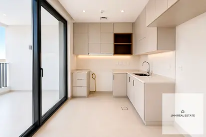 Close To Pool | Vacant | Spacious Layout