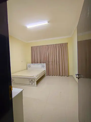 SPACIOUS FAMILY ROOM AVAILABLE IN SHABIYA