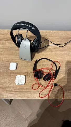 Audio Headphones Bundle – Sennheiser + Apple AirPods – AED 199