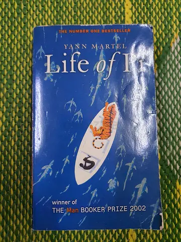 Life of Pi by Yann Martel (paperback)