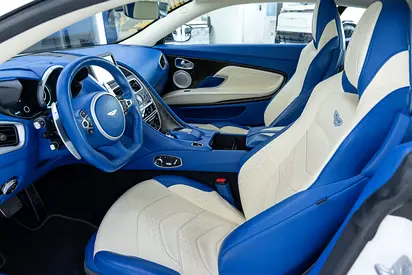 2019 Aston Martin DBS 照片 7