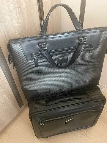 Tumi carbon cfx soft duffel bag