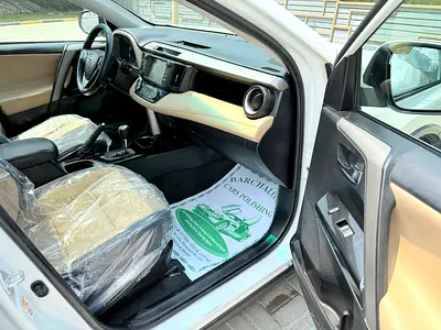 صورة 17 لـ 2018 Toyota RAV 4