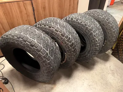 Selling offroad tires - can still be used for desert driving only!