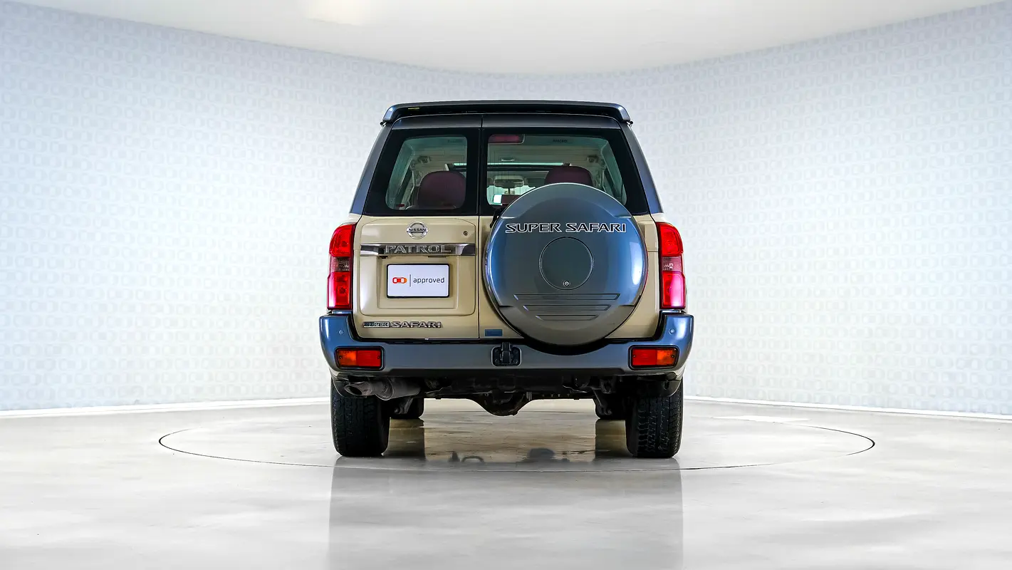 Nissan Patrol Safari 2023