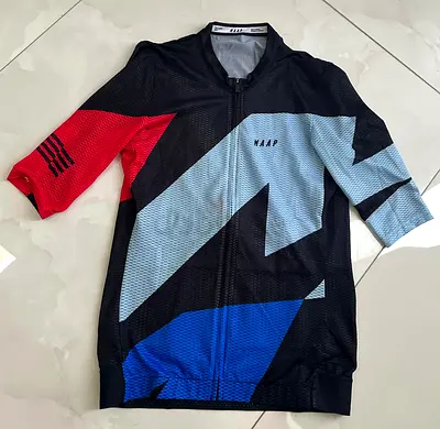 MAAP Premium Cycling Jersey – Black / Blue / Red – Size S