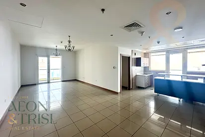 Mid floor | Sea view | Large 2 bedroom in Sulafa