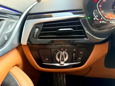 BMW 5 Series 520i Exclusive, миниатюра 11