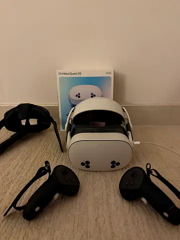 Meta quest 3s with warranty used 1 week only