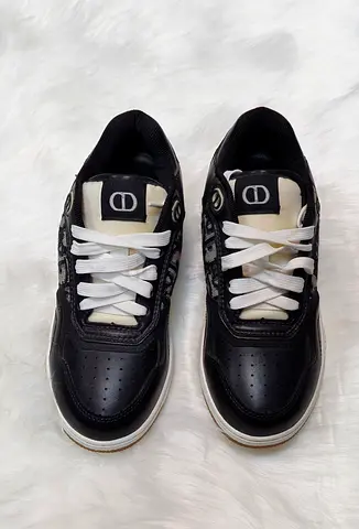 Black casual sneakers, lightly used, size available