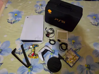 PS5 fat (disc version TRA) console with all Accessories, DualSense Controller, Carry Case and Game