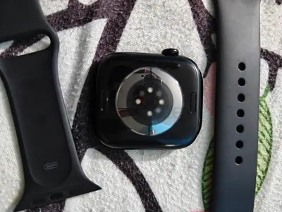 Apple Watch Series 10 GPS + Cellular (46mm) – Jet Black Aluminum