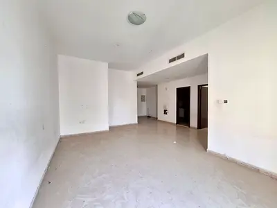 No Deposit | SEA-VIEW | Huge 1-BHK | 2 Bath | Balcony | Central AC | Family Bldg | Prime📍Location