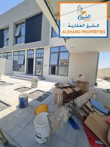 الحوشي | أول ساكن | سمارت هوم | أسانسير | 5 غرف ماستر | 180 ألف