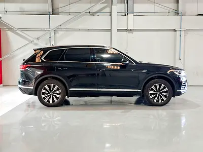 صورة 4 لـ 2023 Volkswagen TOUAREG