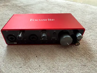 Focusrite Scarlett 2i2 USB Audio Interface for podcast