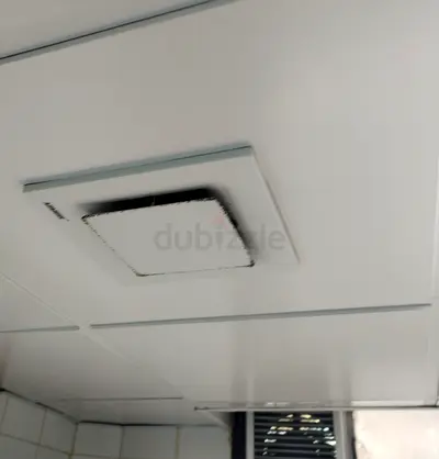 Ceiling exhaust/ventilation fan (mounted) - good working condition