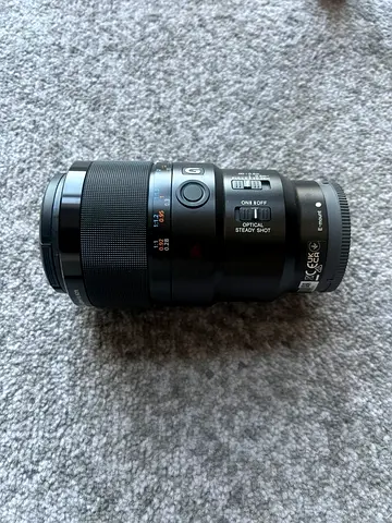 Sony FE 90mm f/2.8 Macro G OSS - Perfect Condition
