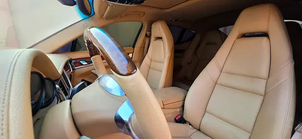 2011 Porsche PANAMERA — миниатюра 10