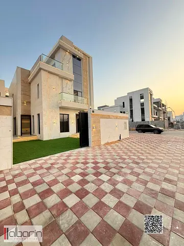 For sale in Al Zahia, Ajman: 6bedrooms, a separate majlis, and a living room.