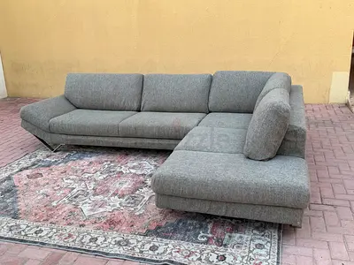 High-quality Natuzzi Italian Lshape Sofa dark gray Perfect Condition