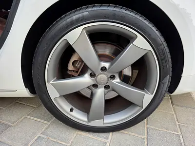 صورة مصغرة 14 لـ 2013 AUDI A8