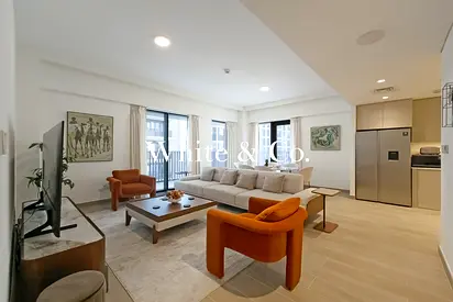 Stylish | Amazing Creek Views |Exclusive