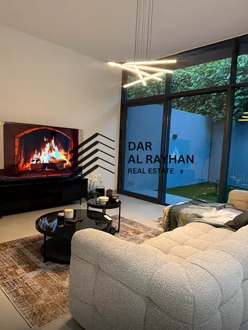 تاون هاوس 3 غرف نوم فاخر ومفروش بالكامل | سنديان، مسار