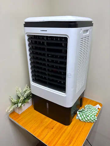Portable evaporative air cooler — used, working condition