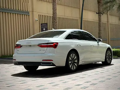 صورة 6 لـ 2022 AUDI A6