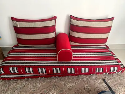 Red striped floor sofa mattress with back cushions (set of 3)