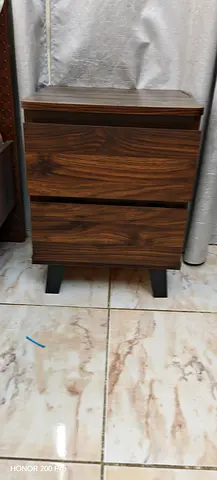 Dark Wood 2-Drawer Bedside Table / Nightstand in Good Condition