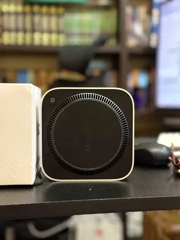Mac mini m4 compact desktop — good working condition