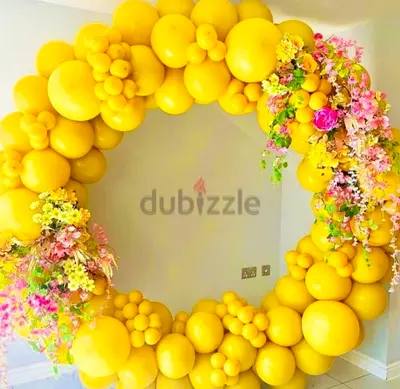Balloons decorations services Available