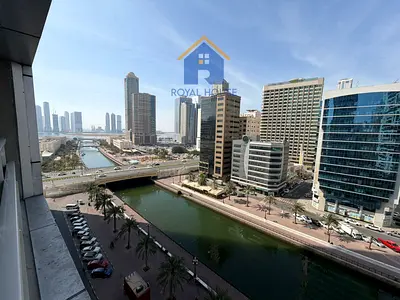 شقة 3 غرف وصالة للبيع في القصباء | إطلالة كاملة + بلكونة + باركين | 1,850 قدم² | 900,000 درهم