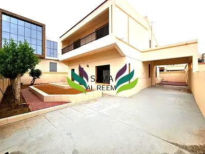 Renovated | 4 Bed +Maid | Jumeirah 3 | Garden