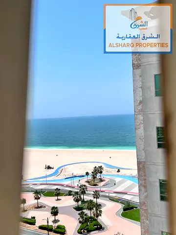 Spacious apartment with free parking, first occupancy, sea view