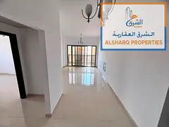 Second tenant - Large area - Balcony with open view - Central air conditioning - Easy access to Duba
