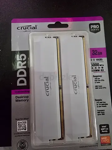 Crucial 32GB (2x16GB) DDR4 Desktop RAM - White Heatspreaders, Sealed