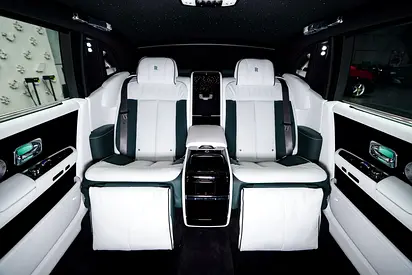 صورة 3 لـ 2026 ROLLS-ROYCE PHANTOM