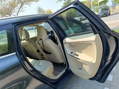 صورة 2 لـ 2010 Volvo XC60