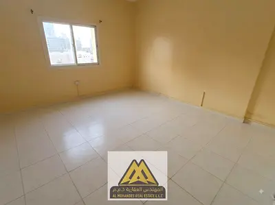 Prime location | Separate room | Separate kitchen | Family building | Central air conditioning | Ne
